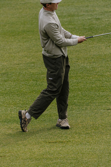 Manors Lightweight Pleated Trouser - Dark Olive