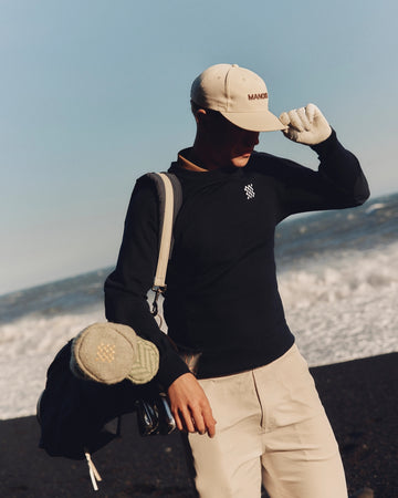 Manors Golf Merino Tech Crewneck Midnight detail 3