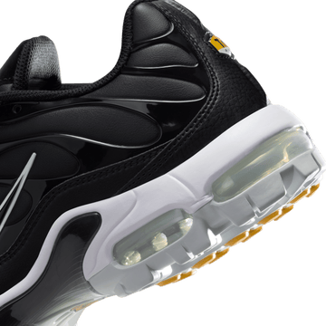 Nike Air Max Plus G - Black/White - Gold - Salsa Red