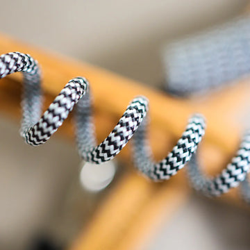 Dimple & Divot Hickory Golf Brush Pro Hybrid - Black