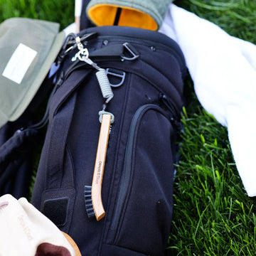 Dimple & Divot Hickory Golf Brush Pro Hybrid - Black