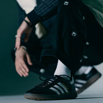 adidas Originals  Loose Embroidered Pant - Black